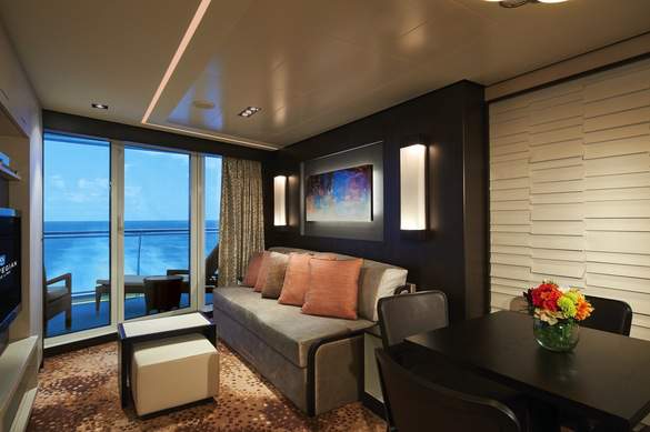NCL Norwegian Escape The Haven Aft-Facing Penthouse with Master Bedroom & Balcony 2.jpeg